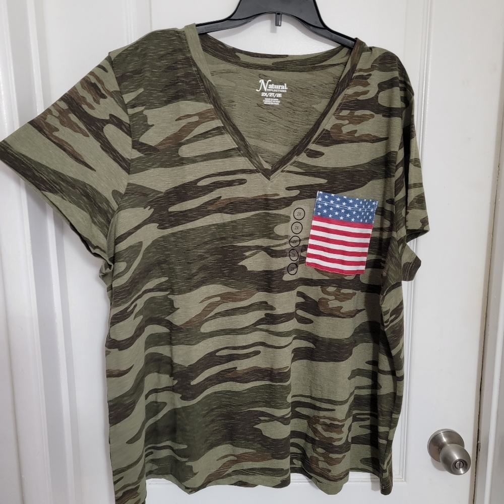 Camo American Flag Pocket V Neck T-Shirt 2x